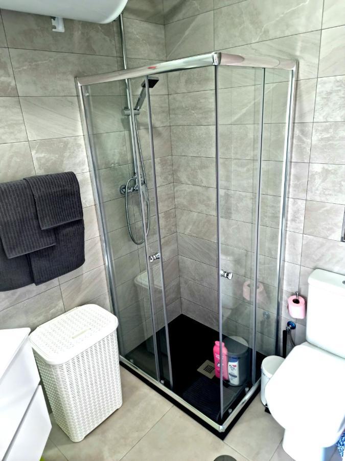 מאלגה Apartamentos Elemar Free Luggage Storage מראה חיצוני תמונה