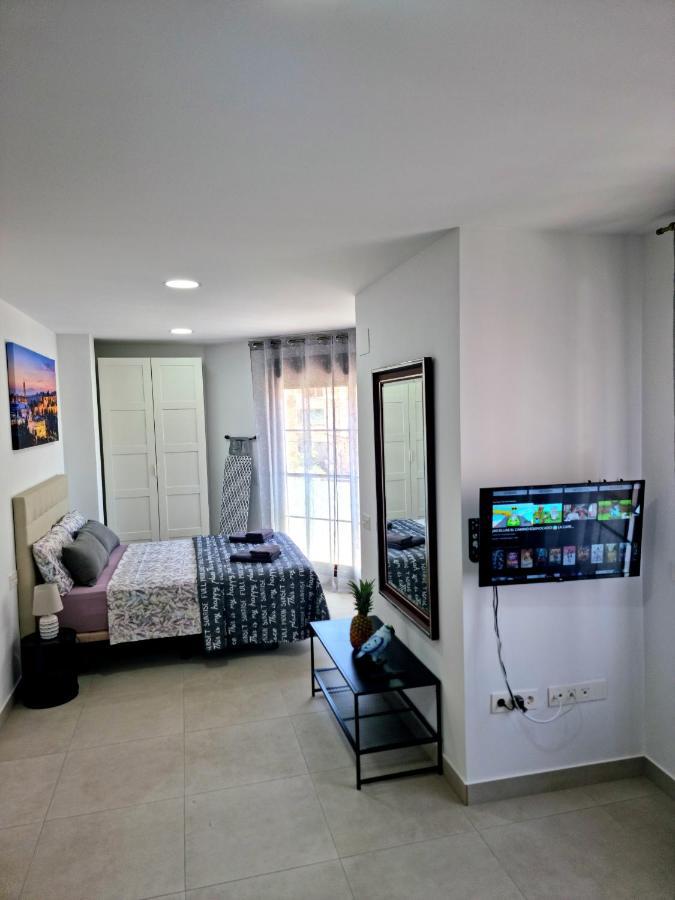 מאלגה Apartamentos Elemar Free Luggage Storage מראה חיצוני תמונה