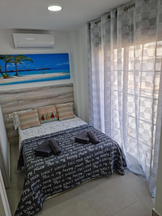 מאלגה Apartamentos Elemar Free Luggage Storage מראה חיצוני תמונה