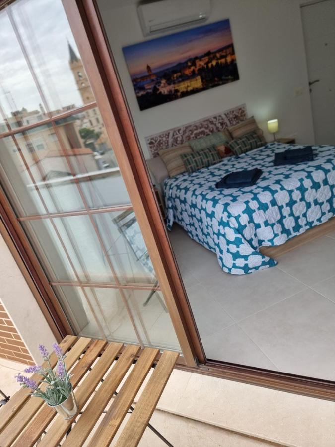 מאלגה Apartamentos Elemar Free Luggage Storage מראה חיצוני תמונה
