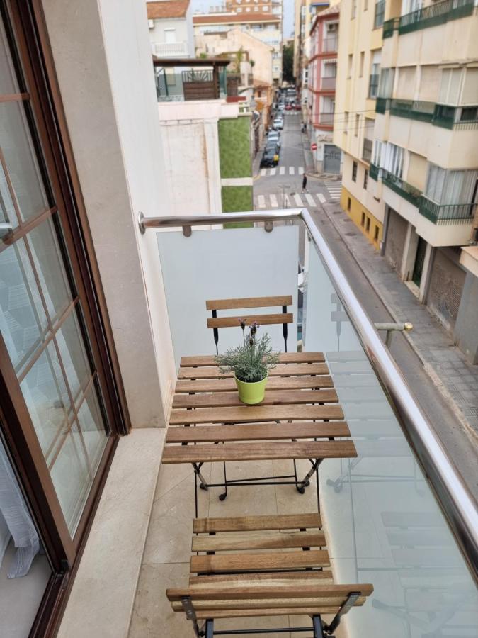 מאלגה Apartamentos Elemar Free Luggage Storage מראה חיצוני תמונה