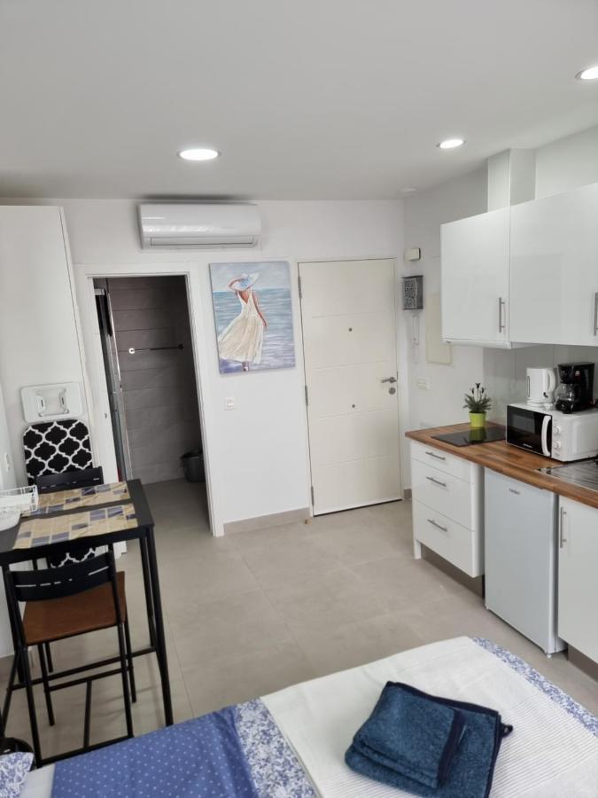 מאלגה Apartamentos Elemar Free Luggage Storage מראה חיצוני תמונה