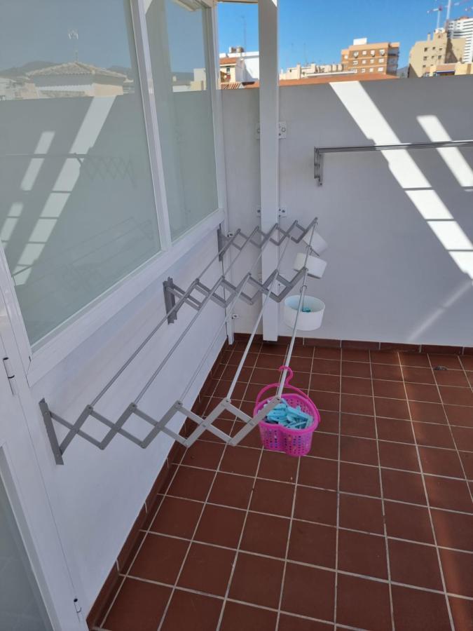 מאלגה Apartamentos Elemar Free Luggage Storage מראה חיצוני תמונה